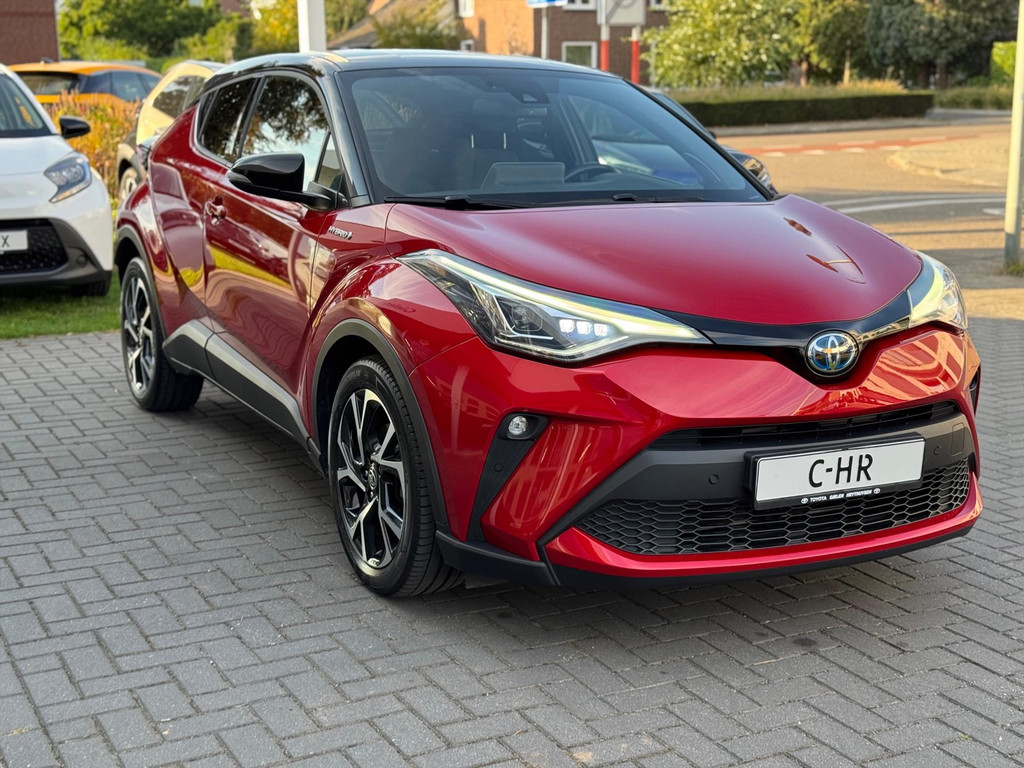 Toyota C-HR 1.8 Hybrid First Edition | Trekhaak, JBL, Apple CarPlay/Android auto, Dodehoekherkenning, Parkeersensoren, Stoelverwarming, LED 54743578-4.jpg | Autobedrijf Gielen
