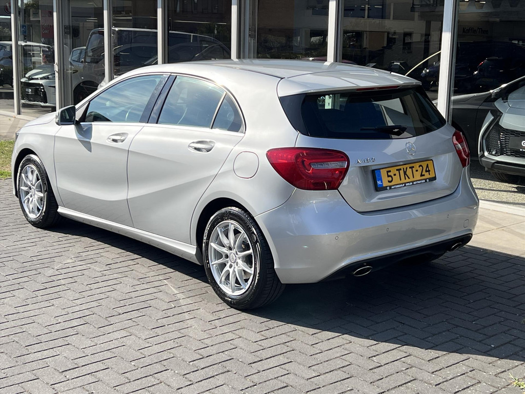 Mercedes-Benz A-Klasse A 180 Ambition | Navigatie, Parkeersensoren, Half leer, Cruise control, Airconditioning 54765720-2.jpg | Autobedrijf Gielen