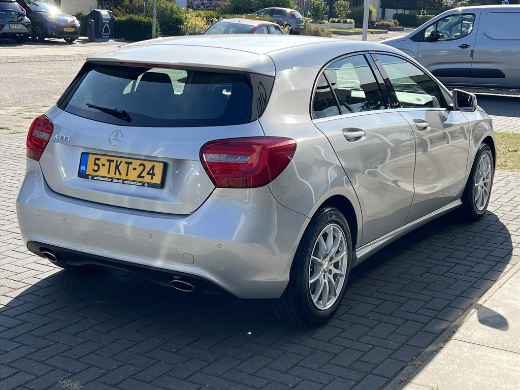 Mercedes-Benz A-Klasse A 180 Ambition | Navigatie, Parkeersensoren, Half leer, Cruise control, Airconditioning 54765720-3.jpg | Autobedrijf Gielen