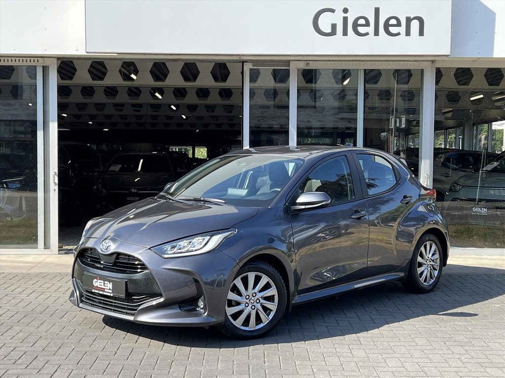 Toyota Yaris 1.5 VVT-i 125pk Dynamic | Stoel + stuurverwarming, Climate control, Adaptieve cruise control, Lichtmetalen velgen 54925879-0.jpg | Autobedrijf Gielen