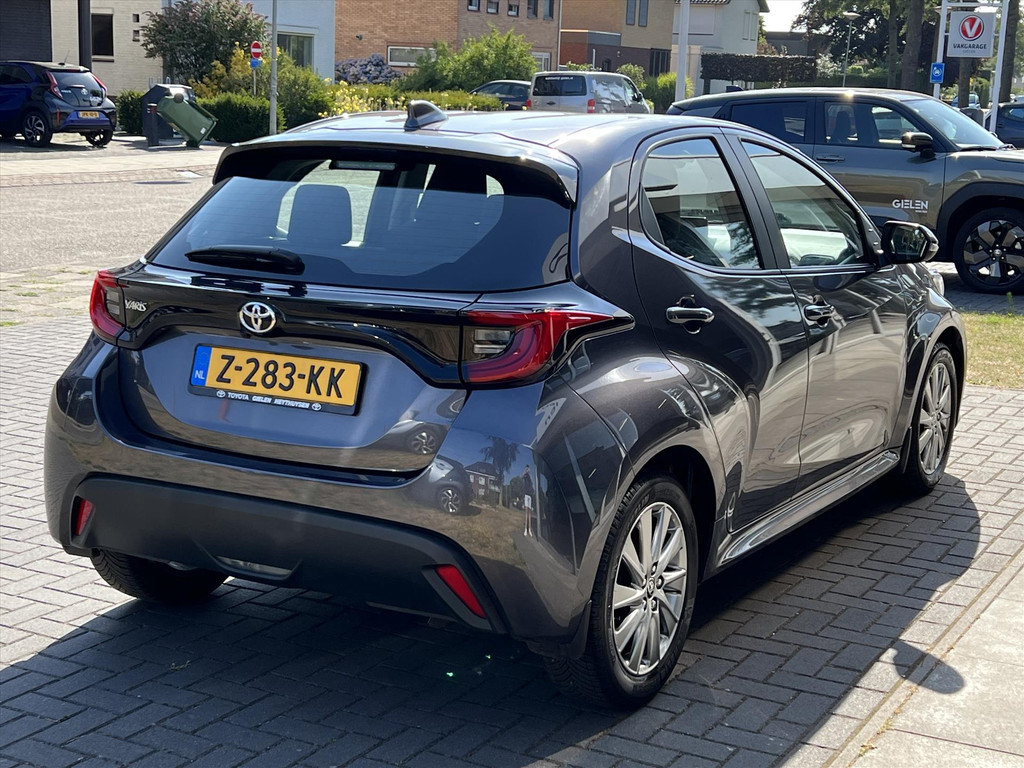 Toyota Yaris 1.5 VVT-i 125pk Dynamic | Stoel + stuurverwarming, Climate control, Adaptieve cruise control, Lichtmetalen velgen 54925879-3.jpg | Autobedrijf Gielen
