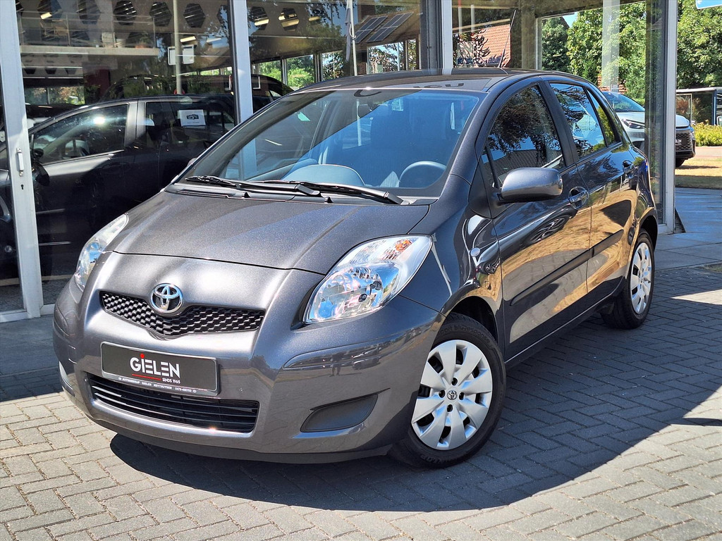 Toyota Yaris 1.3 VVT-i | Aspiration| Automaat, Lage KM-stand, Airconditioning 54930719-2.jpg | Autobedrijf Gielen