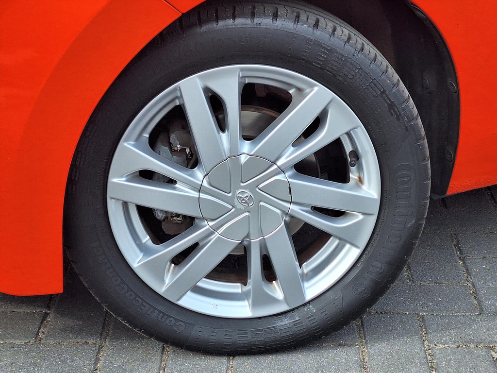 Toyota Aygo 1.0 VVT-i 69pk 5D x-sport | 2e eigenaar, Lichtmetalen velgen, Parkeercamera, Privacy glass, Airco, Safety Sense 54954994-4.jpg | Autobedrijf Gielen