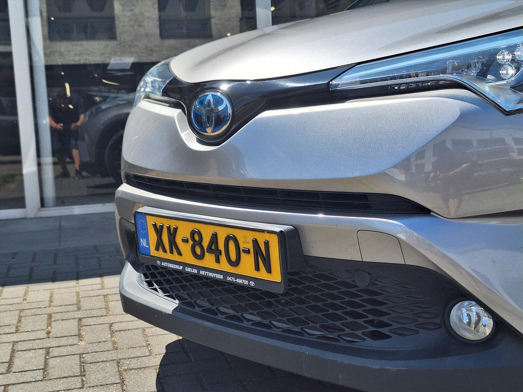 Toyota C-HR 1.8 Hybrid Style | Dodehoekherkenning, Navigatie, Parkeersensoren, Stoel + Stuurverwarming, DAB, Keyless, 18 inch 55019903-2.jpg | Autobedrijf Gielen
