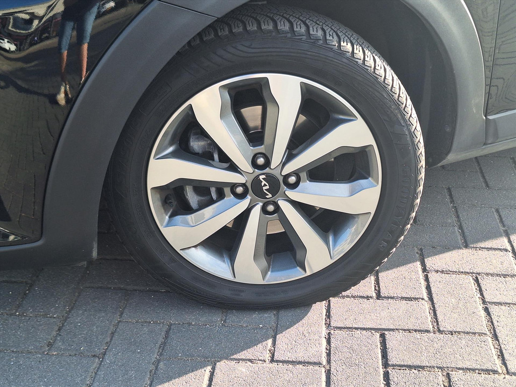 Kia Stonic 1.0 T-GDi Automaat DynamicLine | Stoel + Stuurverwarming, Navigatie, Parkeersensoren, Camera, Climate control 55352060-3.jpg | Autobedrijf Gielen