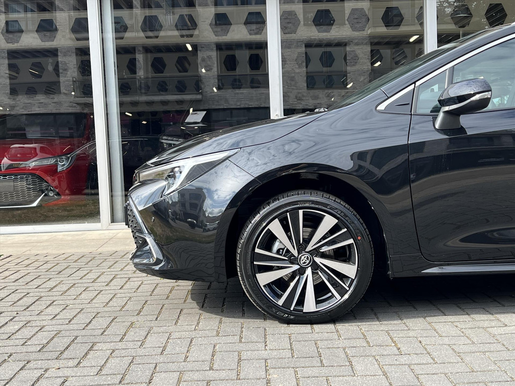 Toyota Corolla Touring Sports 140 Dynamic Plus | Stoel + Stuurverwarming, 17 inch, Parkeersensoren, Keyless, Groot scherm 55450829-3.jpg | Autobedrijf Gielen