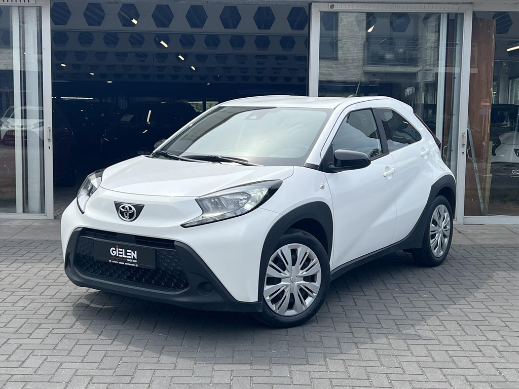 Toyota Aygo X 1.0 VVT-i MT Play | Eerste eigenaar, Apple CarPlay/Android Auto, Airconditioning, Adaptive cruise control 55496264-0.jpg | Autobedrijf Gielen