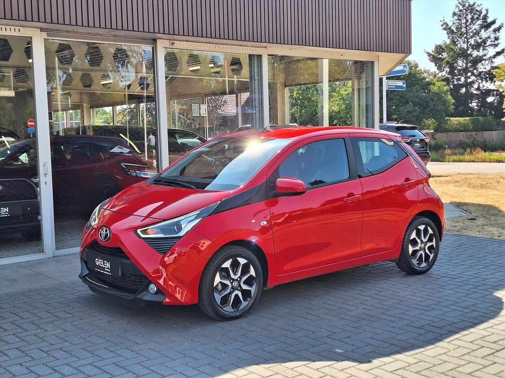 Toyota Aygo 1.0 VVT-i 5D x-joy | Apple CarPlay/Android auto, Lichtmetalen velgen, Airco, In hoogte verstelbare stoel, Parkeercamera 55660439-3.jpg | Autobedrijf Gielen