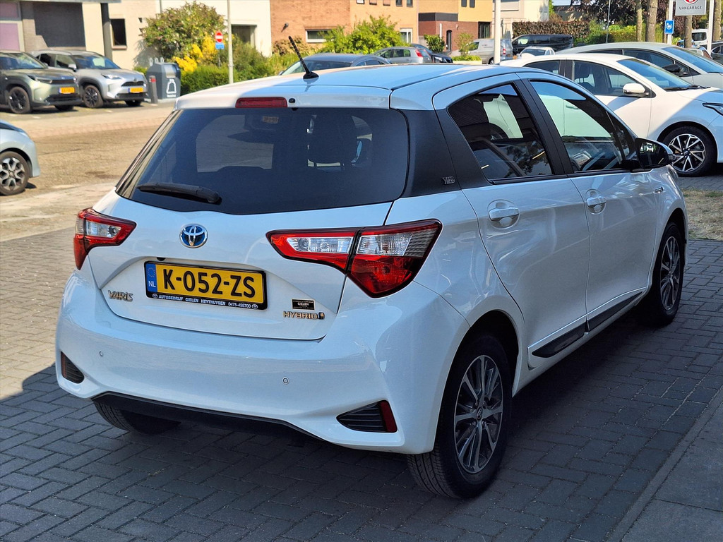 Toyota Yaris 1.5 Hybrid Y20 | Navigatie, Stoelverwarming, Lichtmetalen velgen, Privacy glass, Cruise control, Climate control 55862123-3.jpg | Autobedrijf Gielen