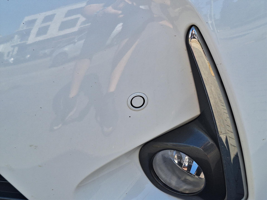 Toyota Yaris 1.5 Hybrid Y20 | Navigatie, Stoelverwarming, Lichtmetalen velgen, Privacy glass, Cruise control, Climate control 55862123-4.jpg | Autobedrijf Gielen