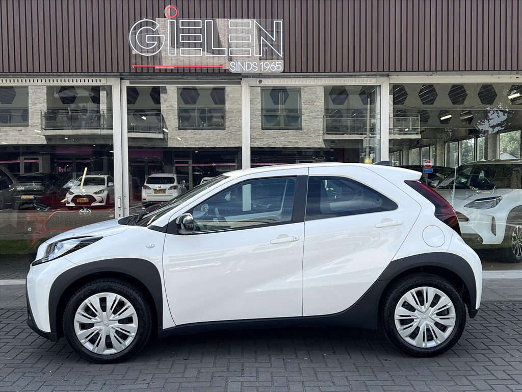 Toyota Aygo X 1.0 VVT-i S-CVT Automaat Business | Stoelverwarming, Apple CarPlay/Android Auto, Airco, Parkeercamera 55982322-4.jpg | Autobedrijf Gielen