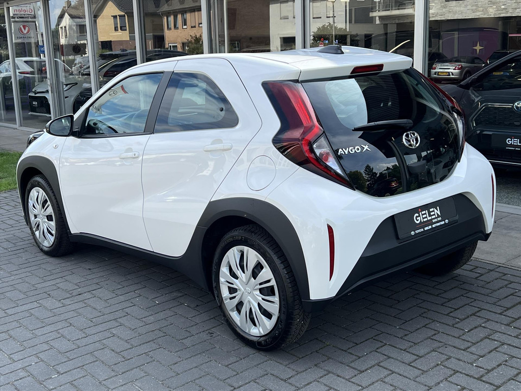 Toyota Aygo X 1.0 VVT-i S-CVT Automaat Business | Stoelverwarming, Apple CarPlay/Android Auto, Airco, Parkeercamera 55982553-1.jpg | Autobedrijf Gielen