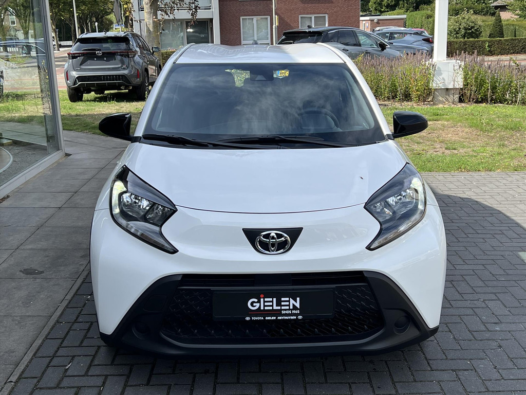 Toyota Aygo X 1.0 VVT-i S-CVT Automaat Business | Stoelverwarming, Apple CarPlay/Android Auto, Airco, Parkeercamera 55982553-4.jpg | Autobedrijf Gielen