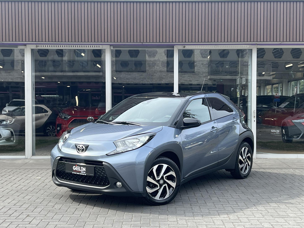 Toyota Aygo X 1.0 VVT-i MT Pulse Bi-tone | Celestite grey, 17 inch, Privacy glass, Apple CarPlay/Android auto, Airconditioning, Parkeercamera 55982760-0.jpg | Autobedrijf Gielen