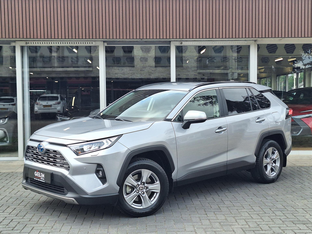 Toyota RAV4 Hybrid 220 AWD Dynamic | Stoelverwarming, Groot scherm, Parkeersensoren, Licht + Regensensor, 1650KG Trekgewicht 56109436-0.jpg | Autobedrijf Gielen