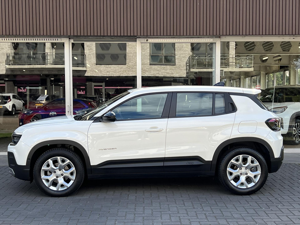 Jeep Avenger 1.2T 100pk Altitude | JBL, Dodehoekherkenning, Keyless, Startknop, Parkeersensoren, Camera, Adaptive cruise control 56258337-1.jpg | Autobedrijf Gielen