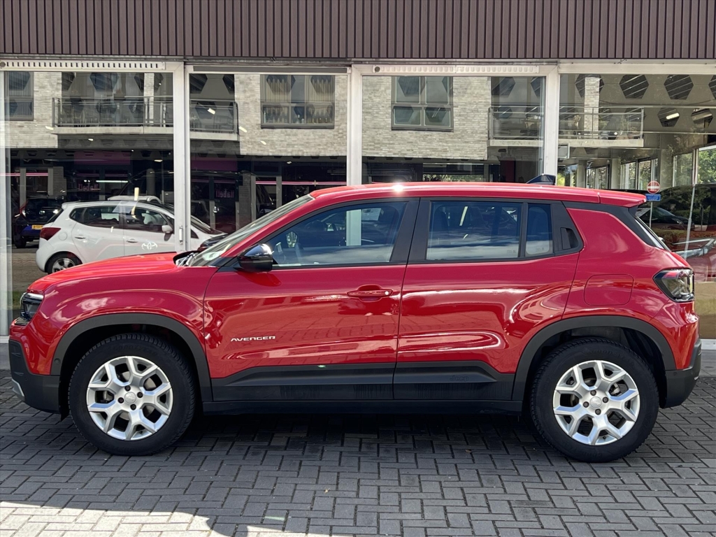 Jeep Avenger 1.2T 100pk Altitude | JBL, Dodehoekherkenning, Keyless, Startknop, Parkeersensoren, Camera, Adaptive cruise control 56260622-4.jpg | Autobedrijf Gielen