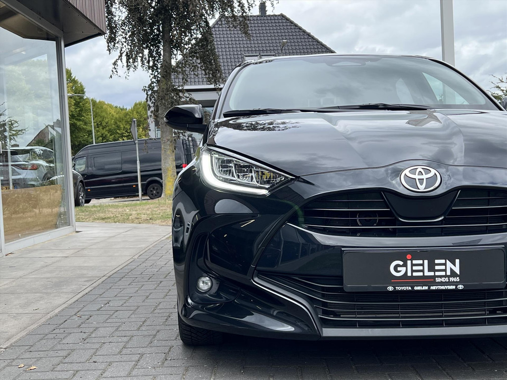 Toyota Yaris Cross 1.5 Hybrid Dynamic | Stoel + Stuurverwarming, 16 inch, Privacy Glass, Camera, LED 56302747-2.jpg | Autobedrijf Gielen