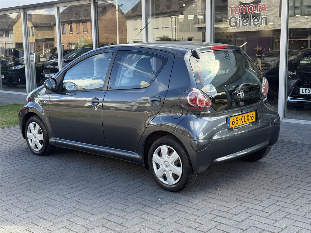 Toyota Aygo 1.0 VVT-I 5DRS Comfort | Airconditioning, Centrale deurvergrendeling, Elektrische ramen, Radio/CD-Speler 56328426-2.jpg | Autobedrijf Gielen