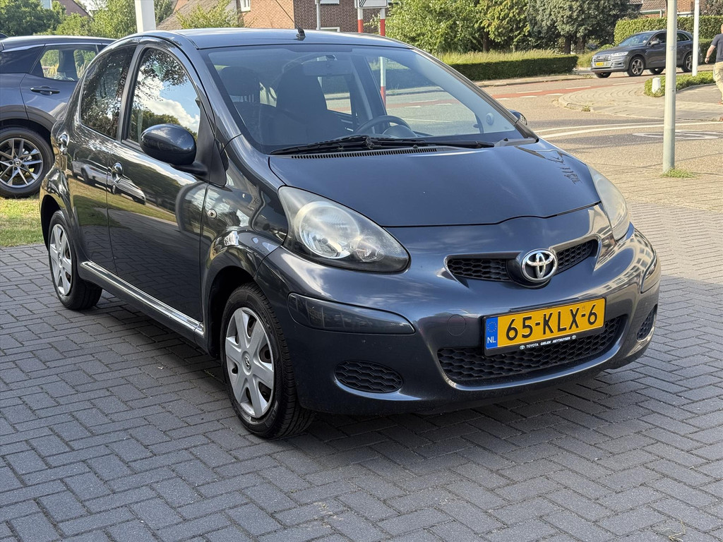 Toyota Aygo 1.0 VVT-I 5DRS Comfort | Airconditioning, Centrale deurvergrendeling, Elektrische ramen, Radio/CD-Speler 56328426-4.jpg | Autobedrijf Gielen
