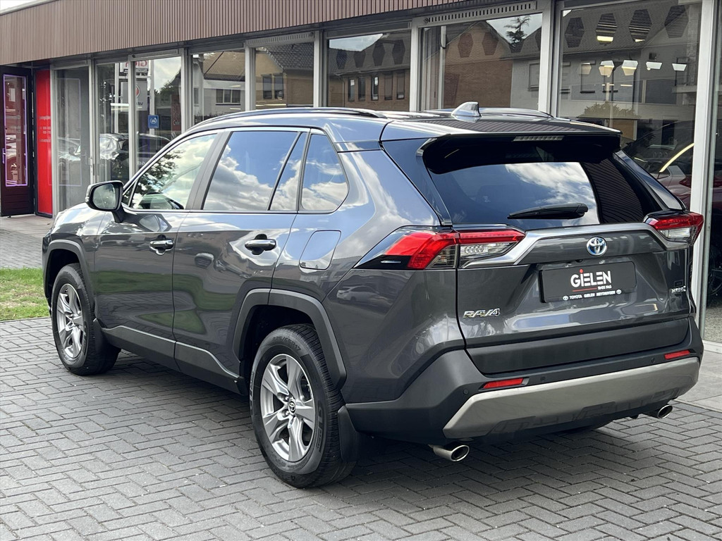 Toyota RAV4 Hybrid 220 AWD Dynamic | Stoelverwarming, Groot scherm, Parkeersensoren, Licht + Regensensor, 1650KG Trekgewicht 56359397-3.jpg | Autobedrijf Gielen