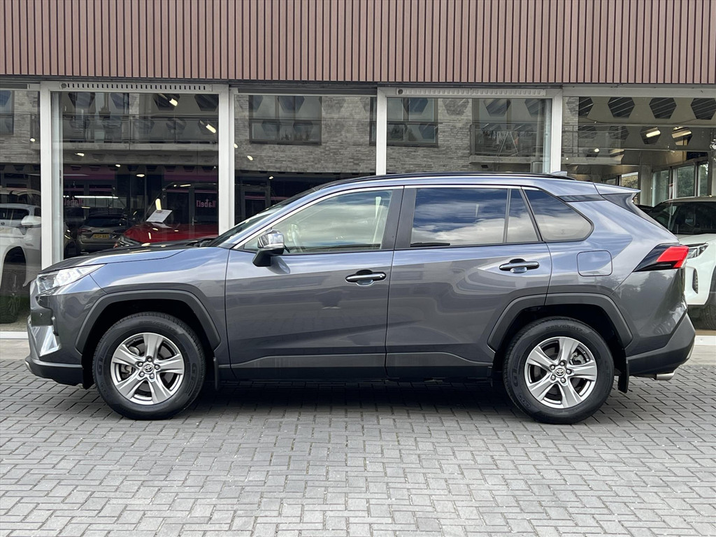 Toyota RAV4 Hybrid 220 AWD Dynamic | Stoelverwarming, Groot scherm, Parkeersensoren, Licht + Regensensor, 1650KG Trekgewicht 56359397-4.jpg | Autobedrijf Gielen