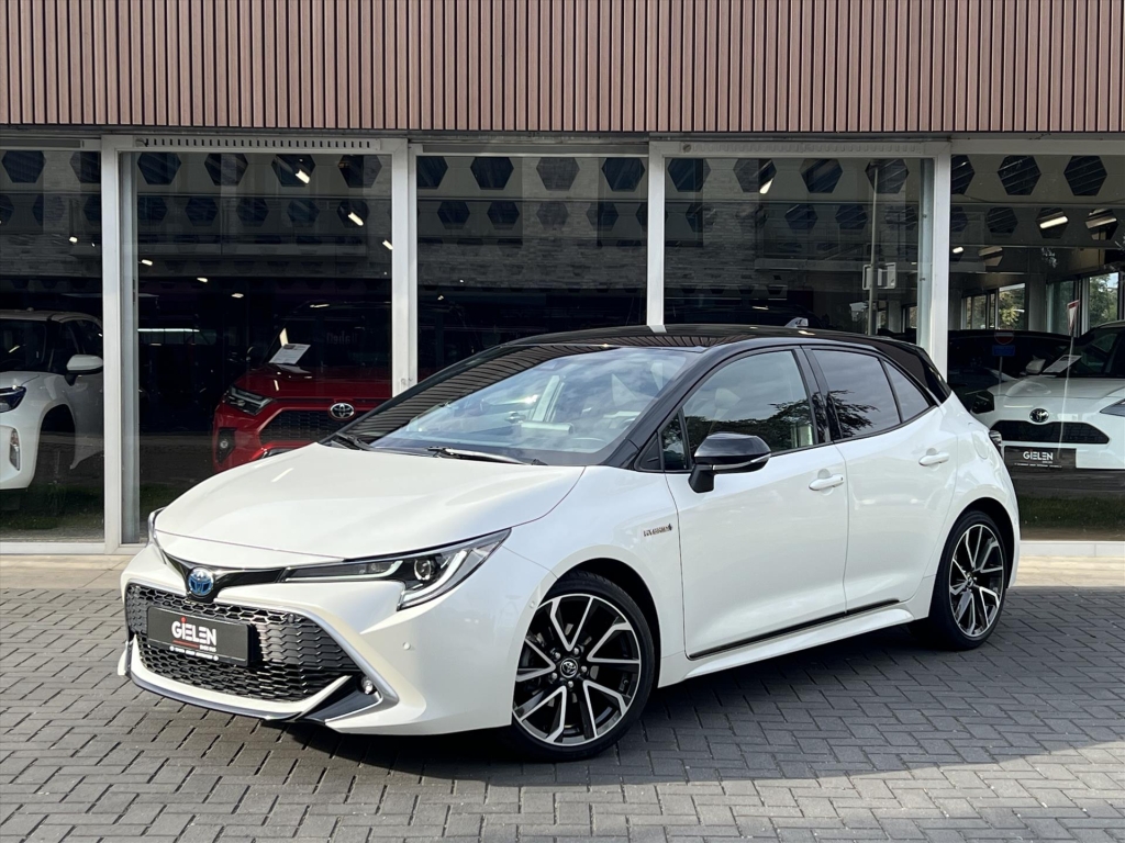 Toyota Corolla 1.8 Hybrid Executive | Parelmoer wit, 18 inch, Leer/Alcantara, Stoelverwarming, Parkeersensoren, Keyless, Apple CarPlay/Android 56487021-0.jpg | Autobedrijf Gielen