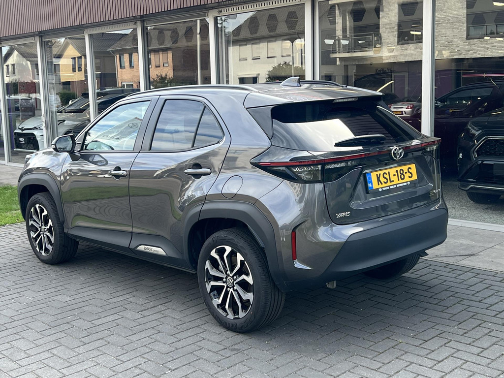 Toyota Yaris Cross 1.5 Hybrid 116 Dynamic Plus | Stoel + Stuurverwarming, Smart Connect, 17 inch, Keyless, LED 56511342-3.jpg | Autobedrijf Gielen