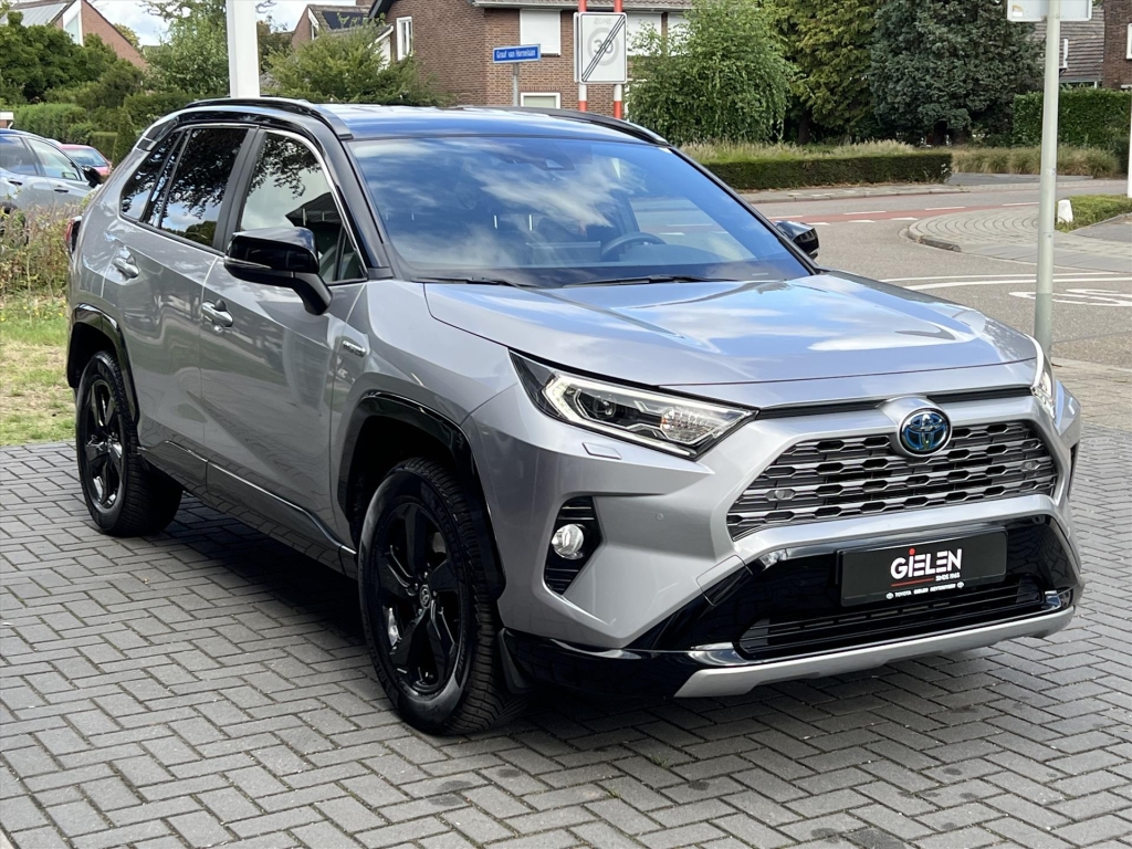 Toyota RAV4 2.5 Hybrid Bi-Tone | Trekhaak, 18 inch, Parkeersensoren, Stoel + Stuurverwarming, LED, Apple CarPlay/Android Auto 56531053-4.jpg | Autobedrijf Gielen