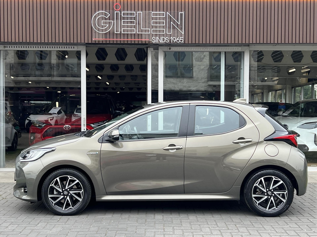 Toyota Yaris 1.5 Hybrid First Edition | Eerste eigenaar, Lichtmetalen velgen, Keyless, Startknop, Apple CarPlay/Android Auto 56548823-1.jpg | Autobedrijf Gielen