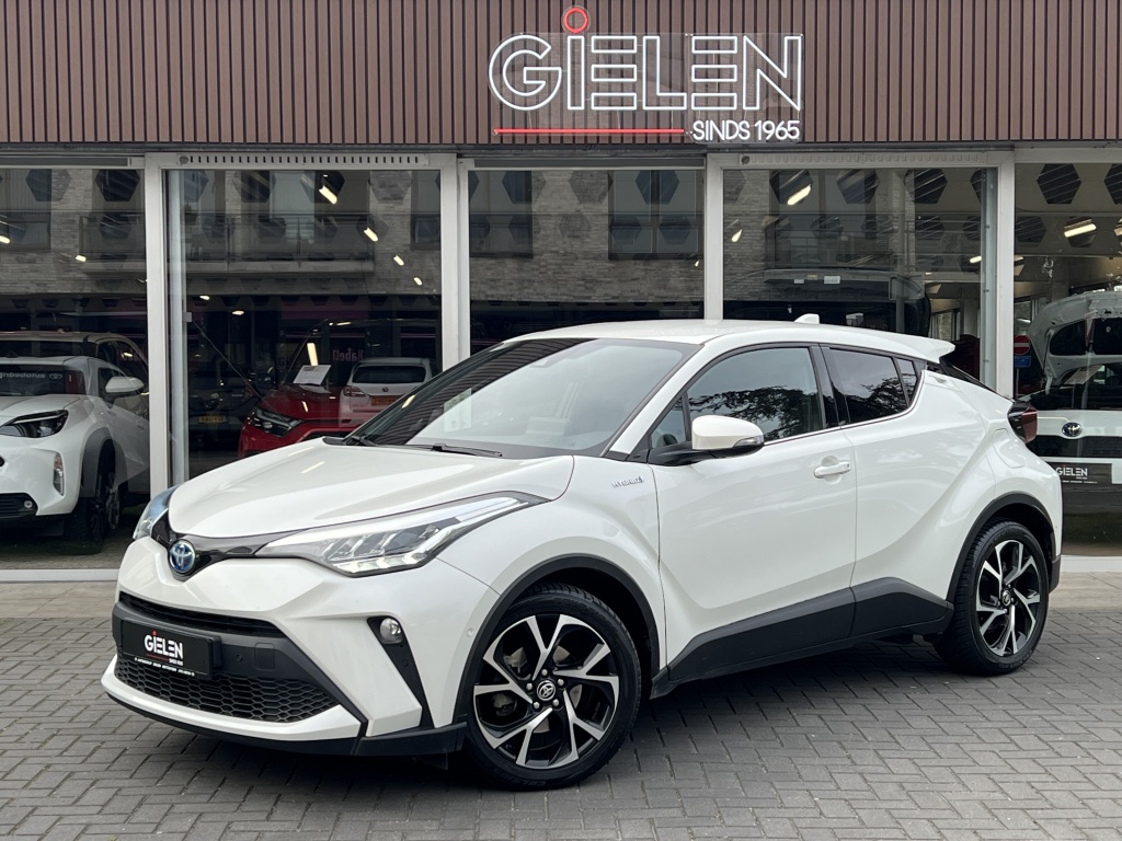 Toyota C-HR 2.0 Hybrid Style | Parelmoer wit, Dodehoekherkenning, Stoel + Stuurverwarming, Parkeersensoren, CarPlay, Navigatie 56675409-4.jpg | Autobedrijf Gielen