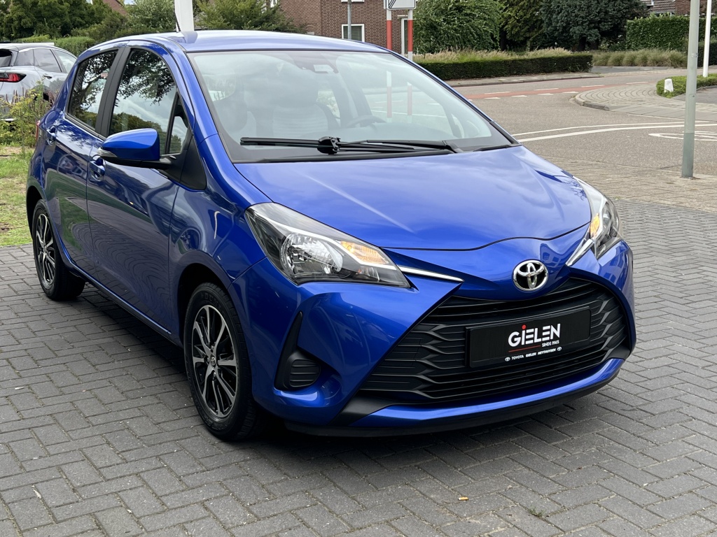 Toyota Yaris 1.0 VVT-i Connect | Apple CarPlay/Android Auto, Lichtmetalen velgen, Airconditioning, Parkeercamera 56899648-4.jpg | Autobedrijf Gielen