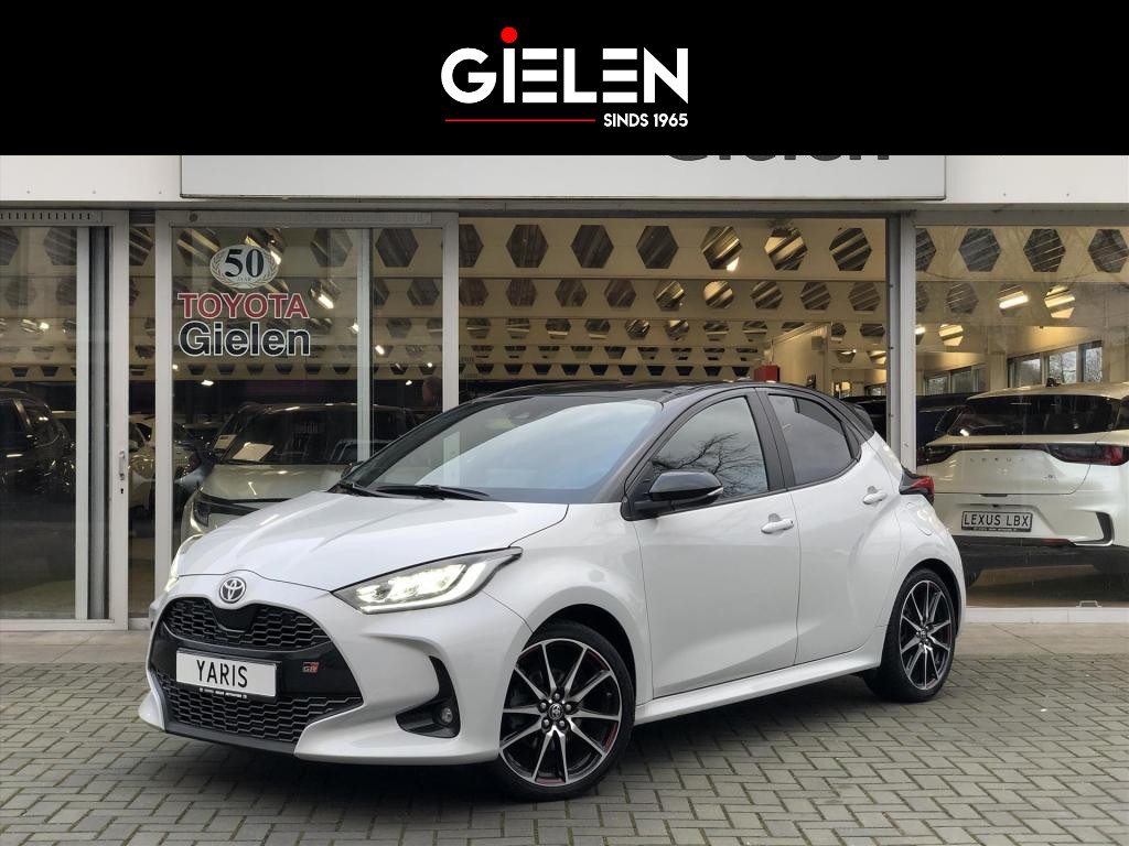 Toyota Yaris 1.5 Hybrid GR Sport | JBL, Dodehoekherkenning, 57171527-0.jpg | Autobedrijf Gielen