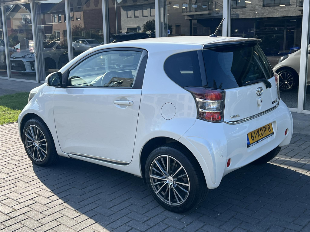 Toyota iQ 1.0 VVTi Aspiration 57175533-4.jpg | Autobedrijf Gielen