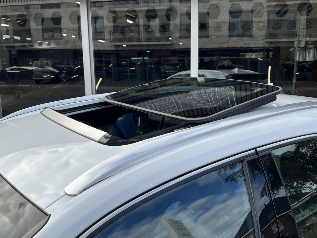 Lexus UX 250h Executive Line President Pack 57215566-1.jpg | Autobedrijf Gielen