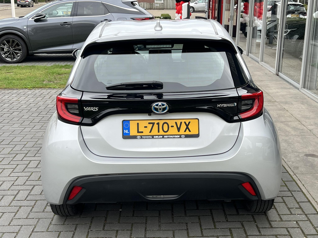 Toyota Yaris 1.5 Hybrid Dynamic 57215718-1.jpg | Autobedrijf Gielen