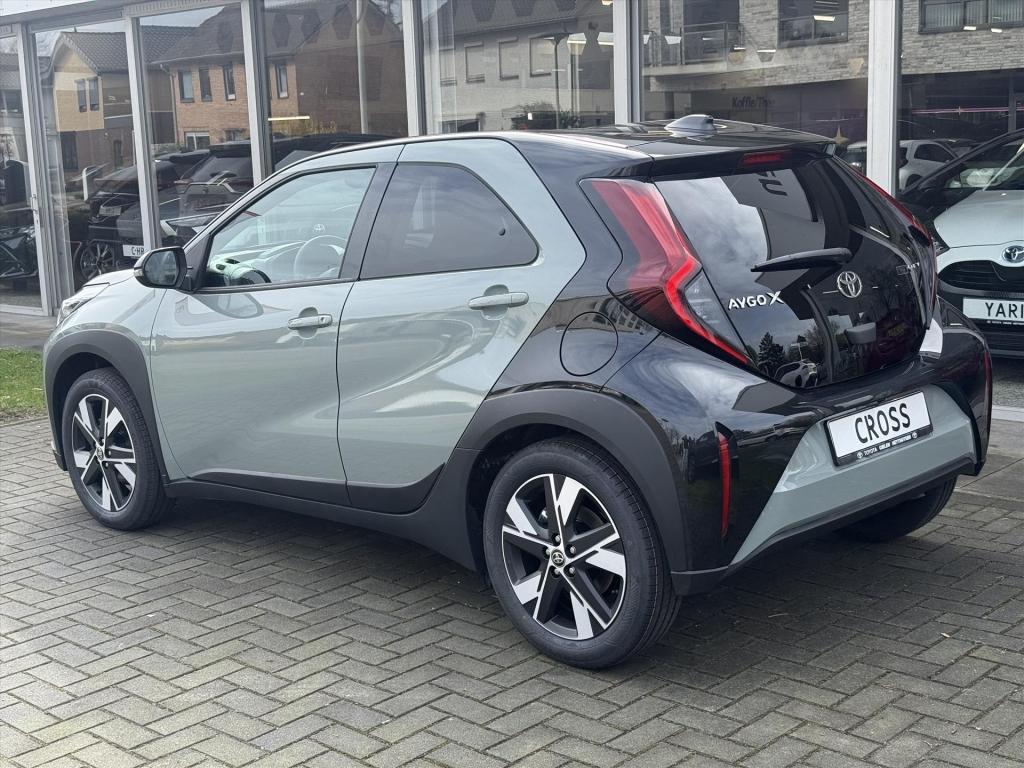 Toyota Aygo X 1.5 Hybrid Pulse Plus | Tarragon, Bi-Tone, 57231149-4.jpg | Autobedrijf Gielen
