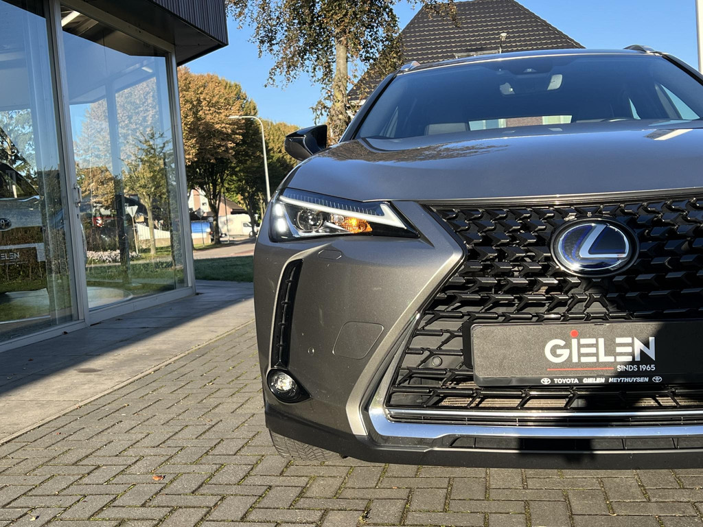 Lexus UX 250h Luxury Line 57292934-3.jpg | Autobedrijf Gielen