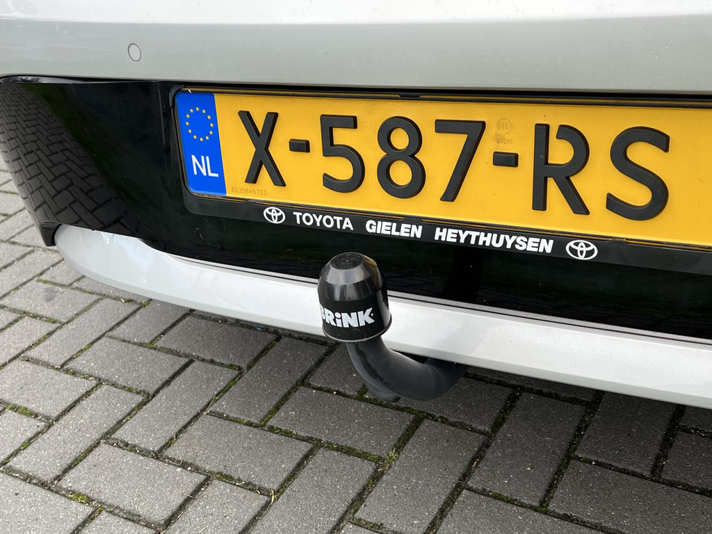 Toyota Corolla 1.8 Hybrid Business 57297146-1.jpg | Autobedrijf Gielen