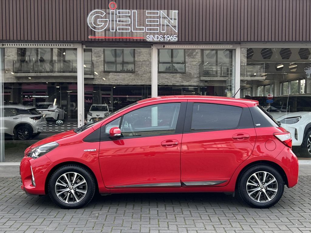 Toyota Yaris 1.5 Hybrid Y20 57627291-1.jpg | Autobedrijf Gielen