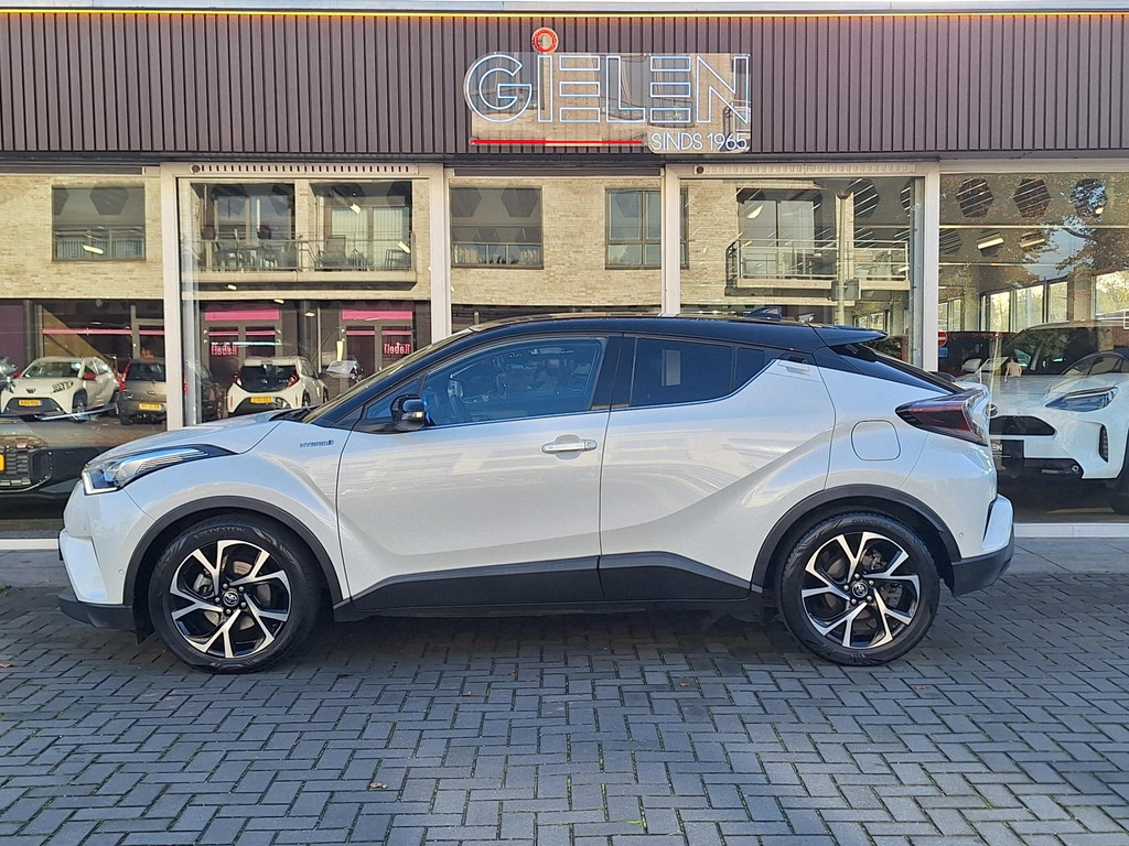 Toyota C-HR 1.8 Hybrid Bi-Tone Plus 57787870-1.jpg | Autobedrijf Gielen