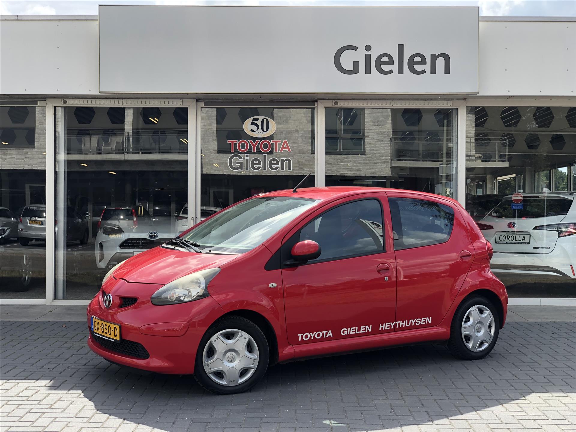 Toyota Aygo 1.0 VVT-I 5DRS Plus | Airconditioning, Elektrische ramen, Centrale deurvergrendeling, Radio/CD-Speler 31308487-0.jpg | Autobedrijf Gielen