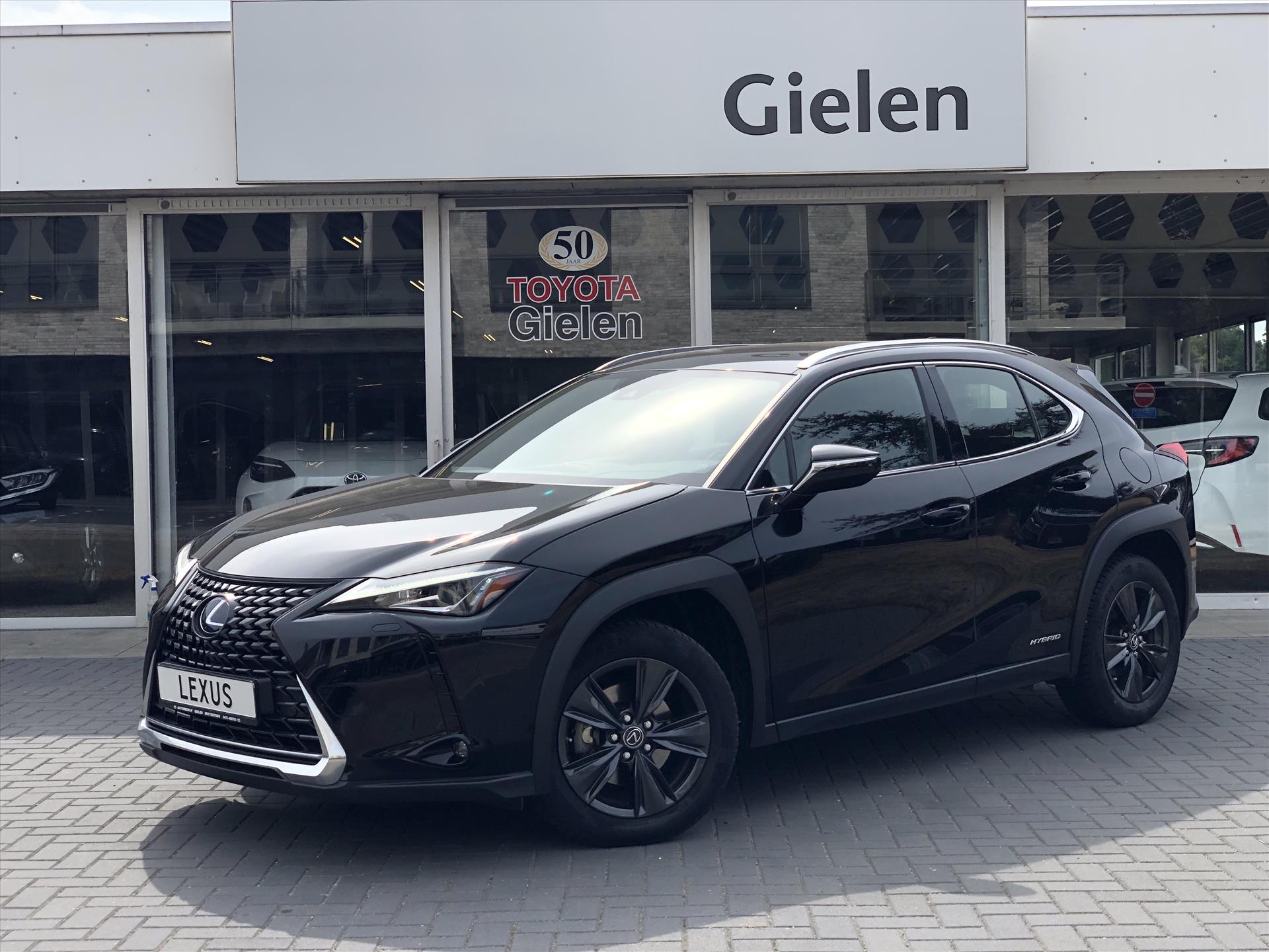 Lexus UX 250h 184pk CVT First Edition | Parkeersensoren, Keyless, Stoel + Stuurverwarming, 17 inch, Camera, Adaptive cruise control 31489807-0.jpg | Autobedrijf Gielen
