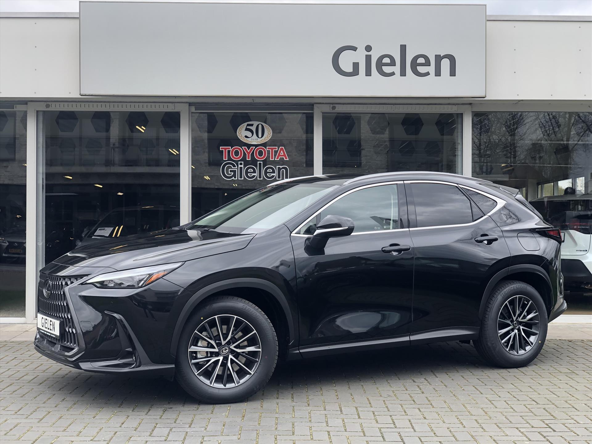 Lexus NX 450h+ Plug-in AWD Luxury Line | Leer, Stuurverwarming, Parkeersensoren, Blind Spot, Keyless, Navigatie 33940836-0.jpg | Autobedrijf Gielen