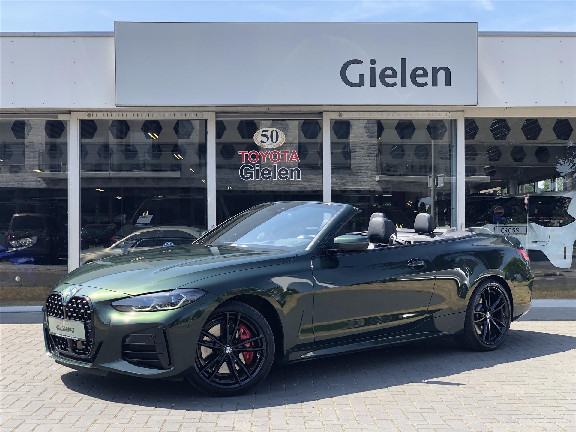 BMW 4 Serie M440i xDrive M-Sport Shadow Line | Eerste eigenaar, Head up display, Live Cockpit, Harman Kardon, Laserlight, CarPlay 34451023-0.jpg | Autobedrijf Gielen