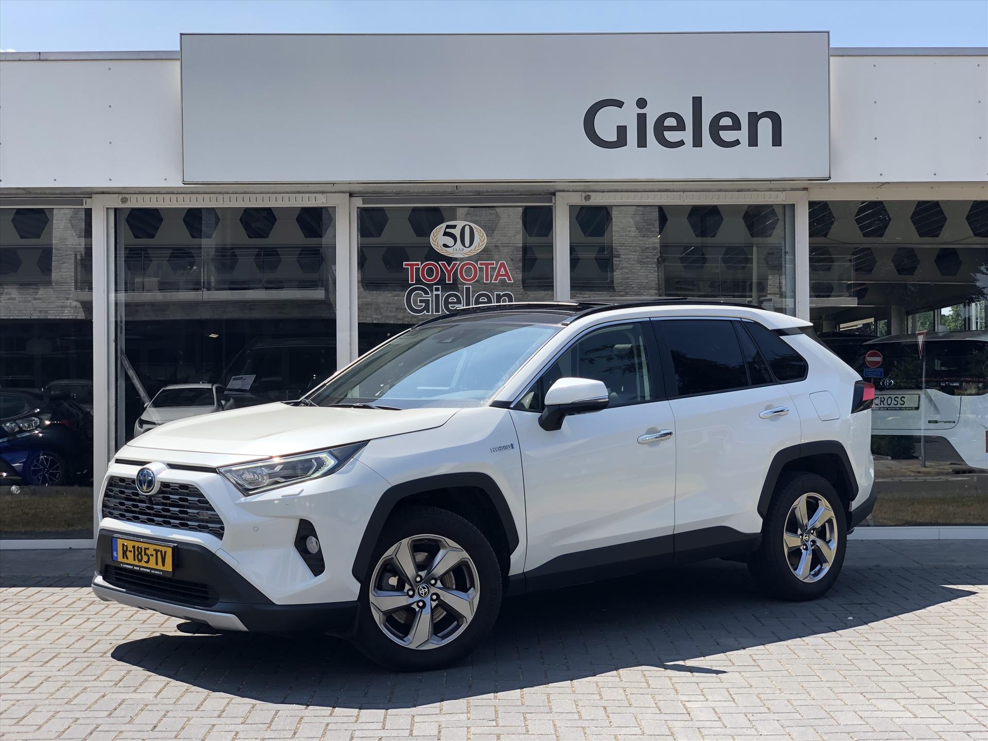 Toyota RAV4 2.5 Hybrid AWD Executive | Panoramisch schuif-/Kanteldak, Premium Pack, JBL, Leer, Stoelventilatie, 360 camera, Blind Spot 34508788-0.jpg | Autobedrijf Gielen