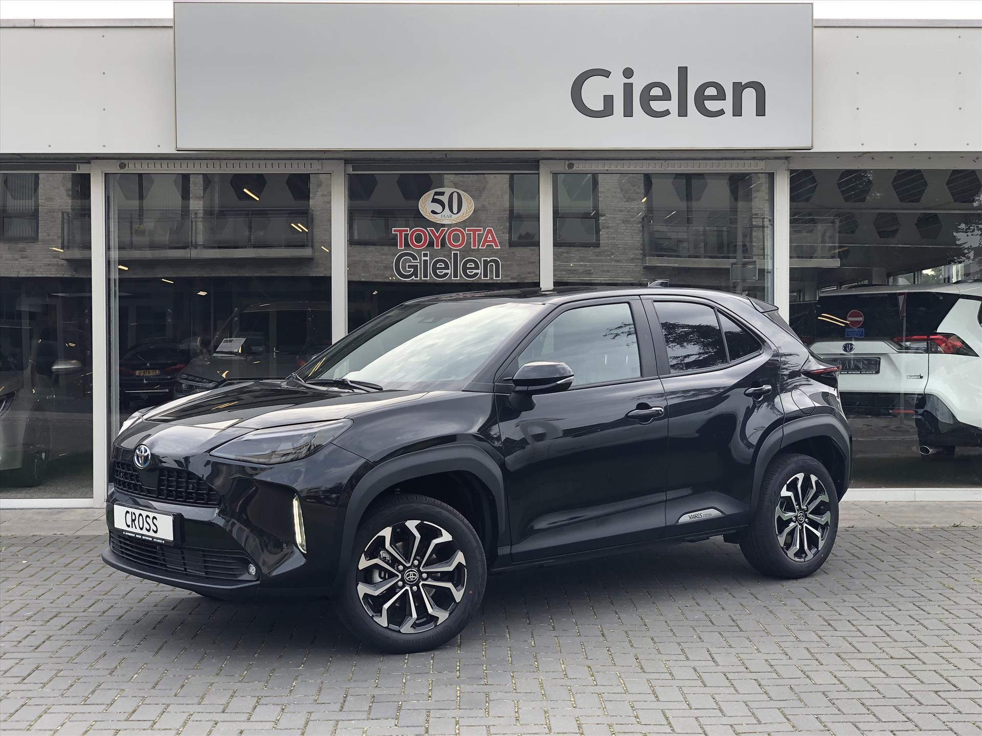 Toyota Yaris Cross 1.5 Hybrid Dynamic Plus | Dodehoekherkenning, Parkeersensoren, Smart Connect, Stuurverwarming, Elektrische achterklep 35552418-0.jpg | Autobedrijf Gielen