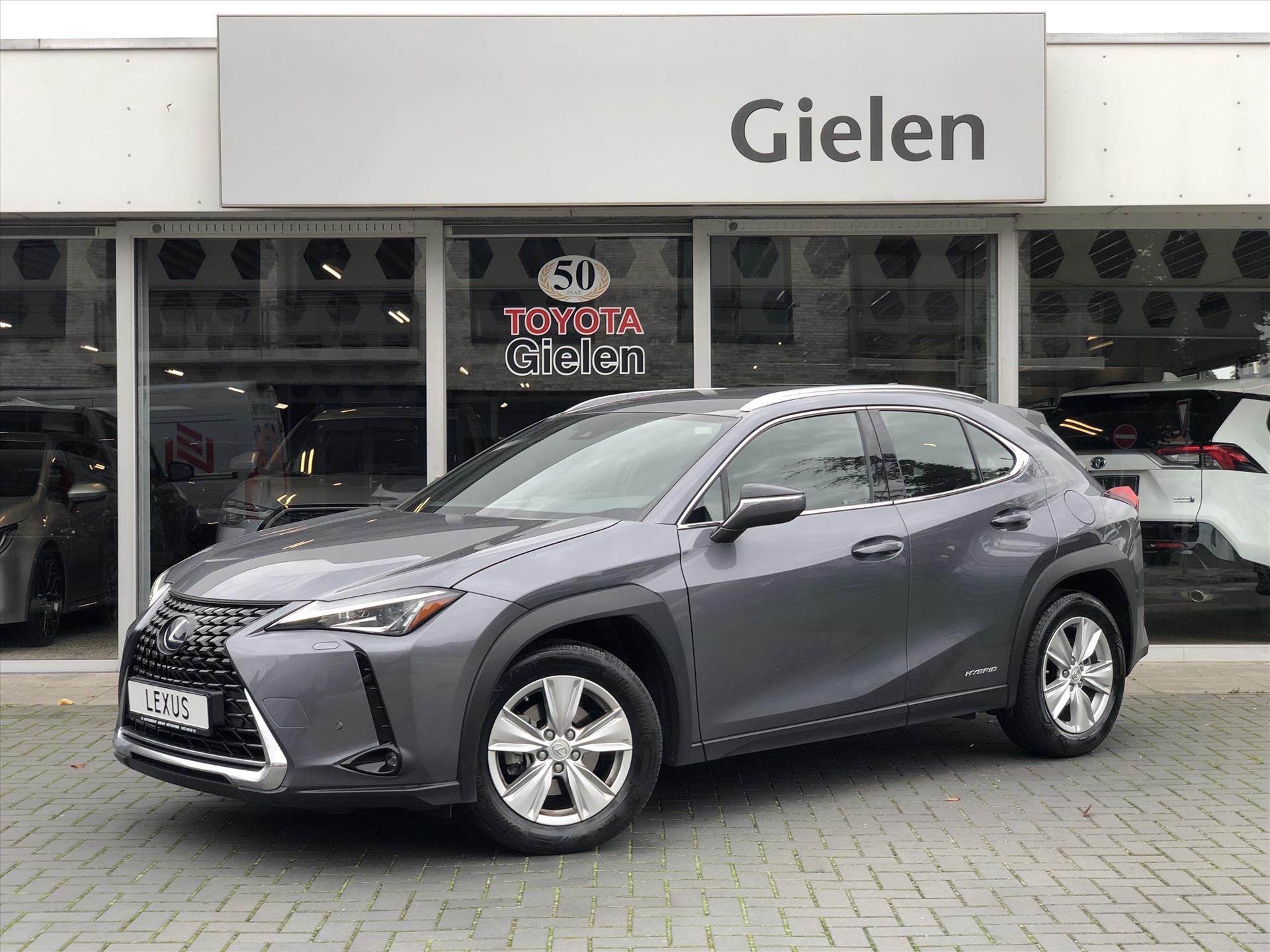Lexus UX 250h Business Line Limited | Apple CarPlay/Android Auto, Parkeersensoren voor + achter, Lichtsensor, Adaptive cruise control, We 35684694-0.jpg | Autobedrijf Gielen