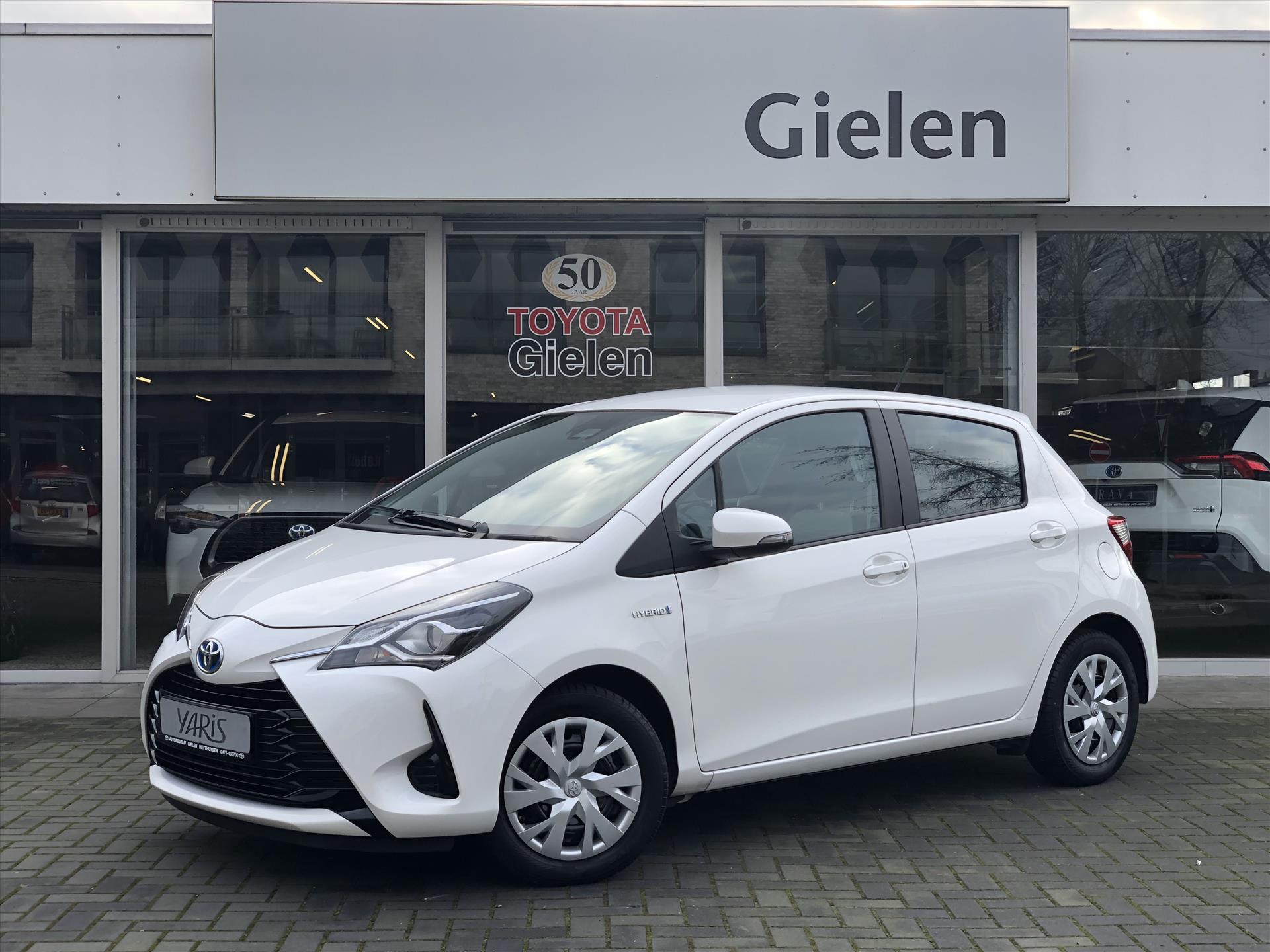 Toyota Yaris 1.5 Hybrid 100pk Active | Eerste Eigenaar, Cruise control, Parkeercamera, Bluetooth, Climate control, Stuurbediening 36793652-0.jpg | Autobedrijf Gielen