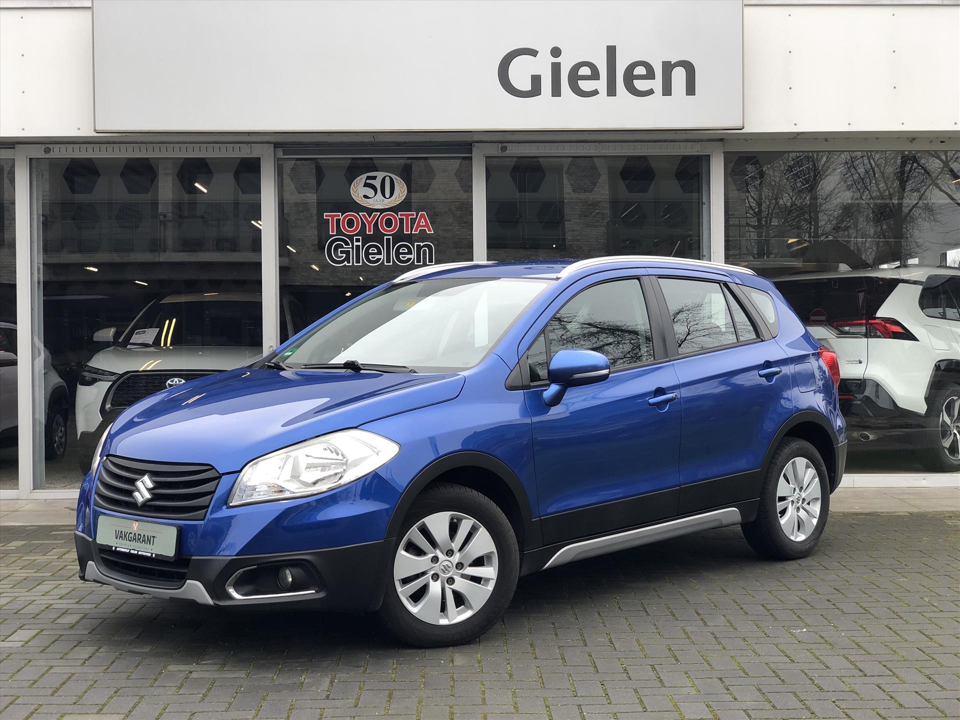 Suzuki S-Cross 1.6 VVT 120pk Automaat Exclusive | Cruise control, Keyless, Climate control, Bluetooth, Stuurbediening, Fijne instap! 37339610-0.jpg | Autobedrijf Gielen